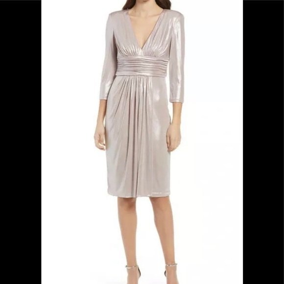 Vince Camuto Dresses & Skirts - Vince Camuto Women's Size 6 Taupe Rose Metallic Ruched Waist Long Sleeve Dress